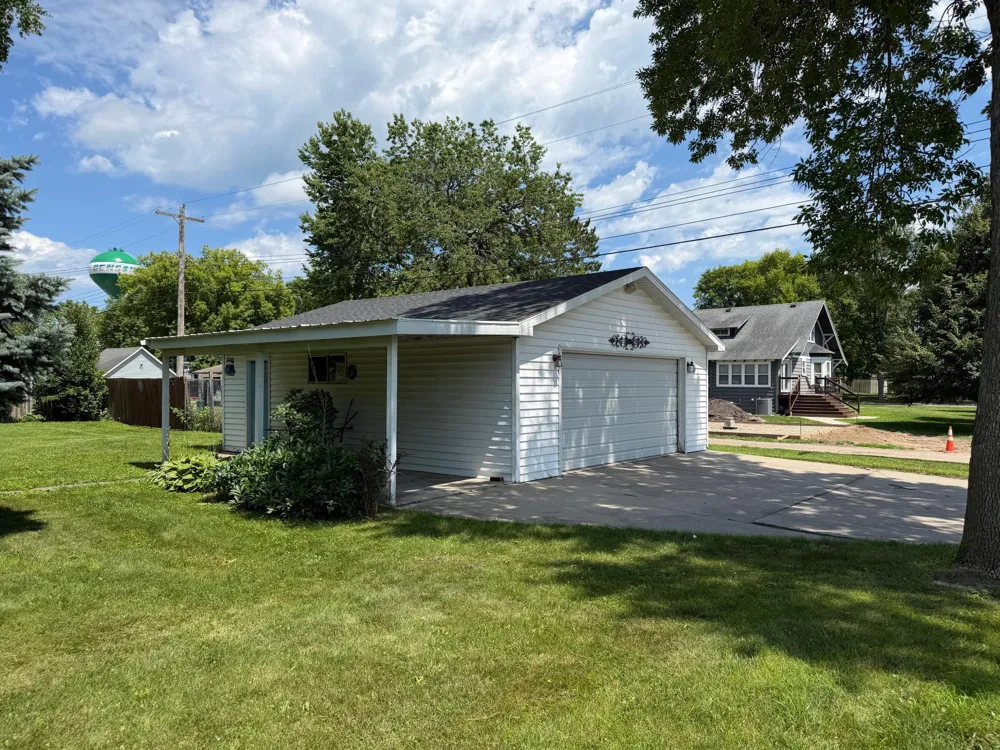 411 16th Street S Benson, MN 56215
