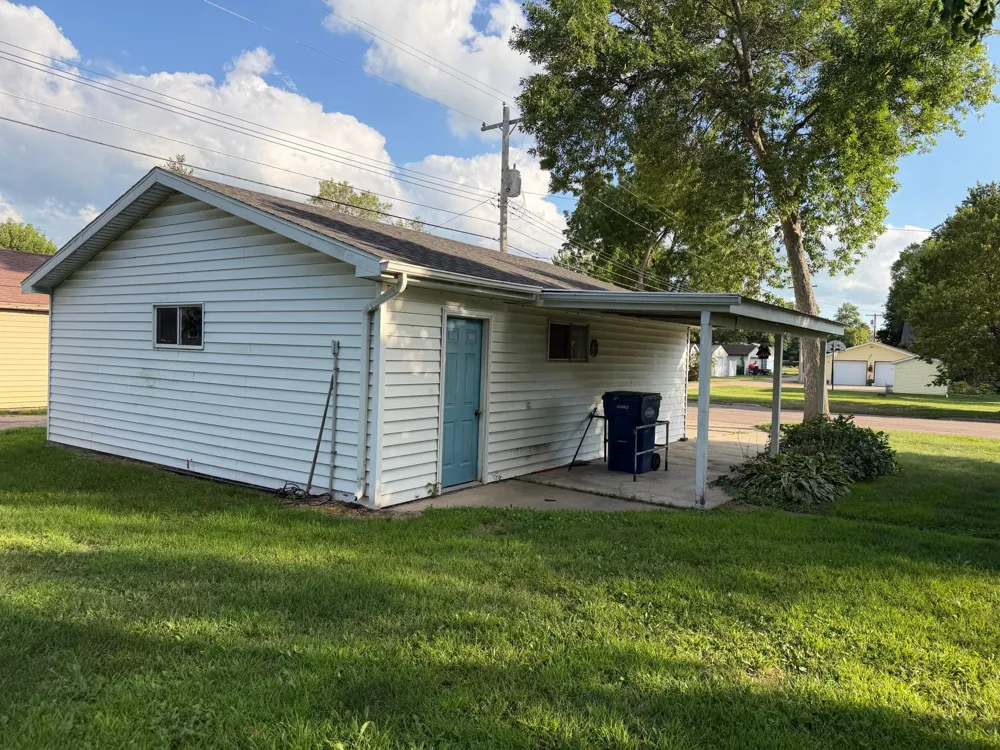 411 16th Street S Benson, MN 56215
