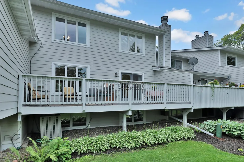 8264 Kingslee Road Bloomington, MN 55438