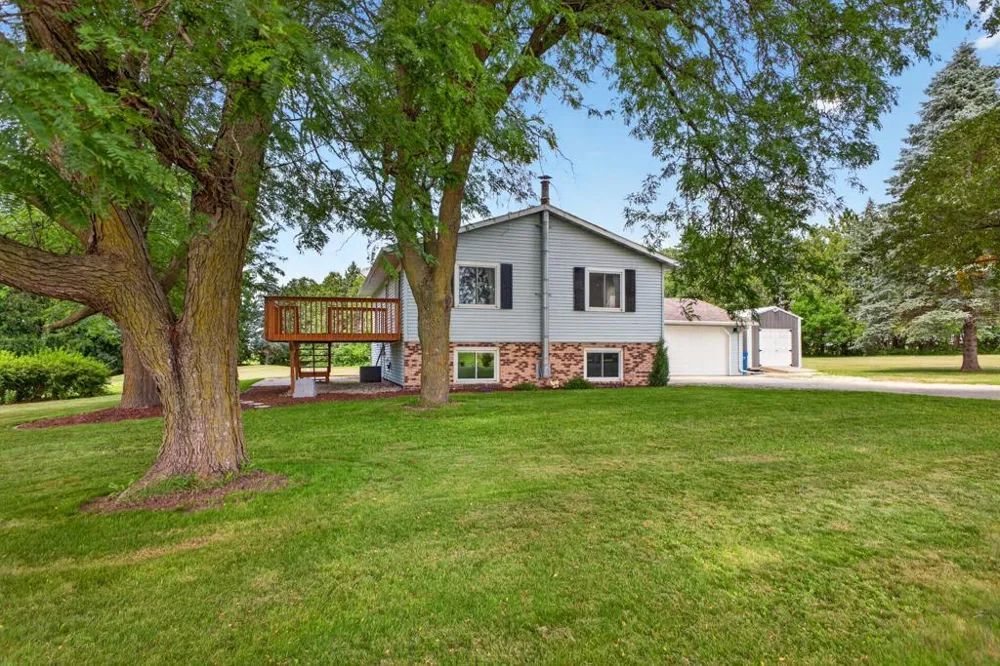22602 617th Street Mantorville, MN 55955
