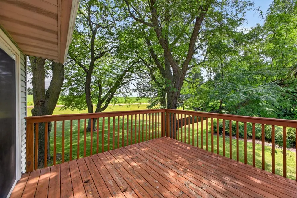 22602 617th Street Mantorville, MN 55955