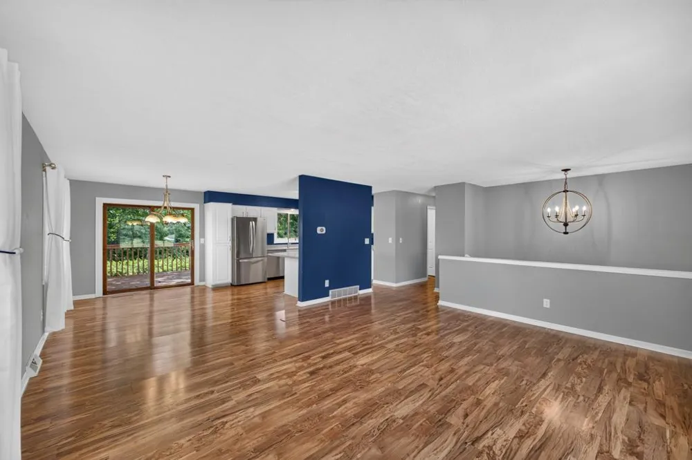 22602 617th Street Mantorville, MN 55955