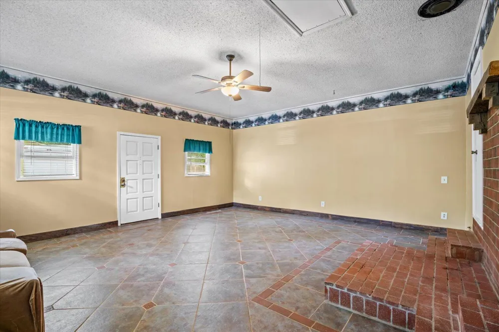 539 Wildwood Drive Chatsworth, GA 30705