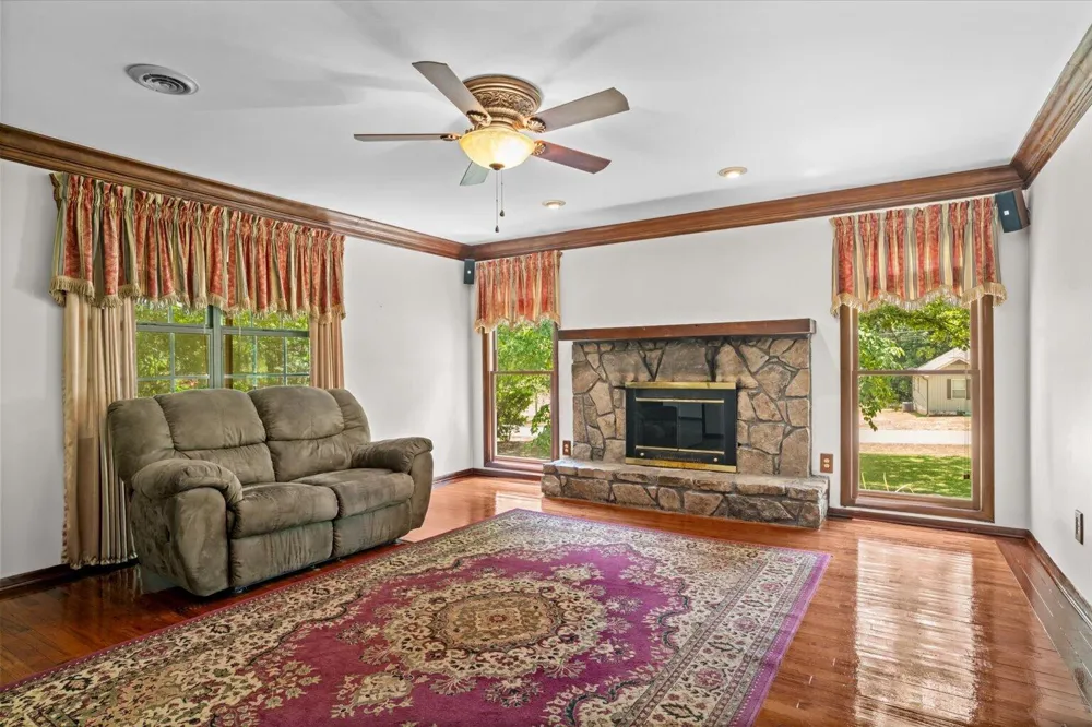 539 Wildwood Drive Chatsworth, GA 30705
