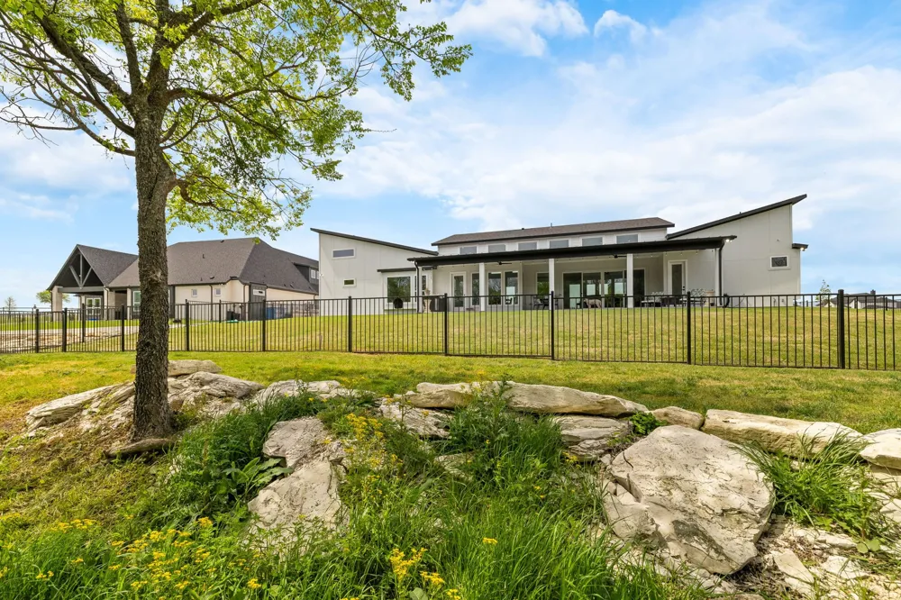 313 Ryker Lane Gunter, TX 75058