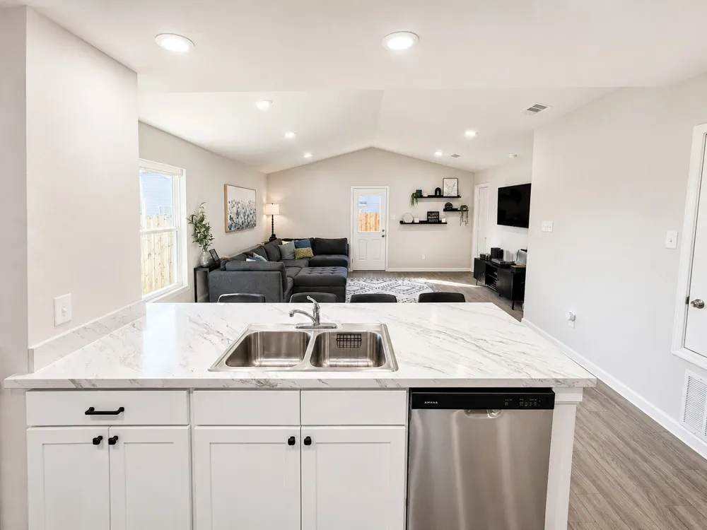 145 Bluebonnet Way Granbury, TX 76048