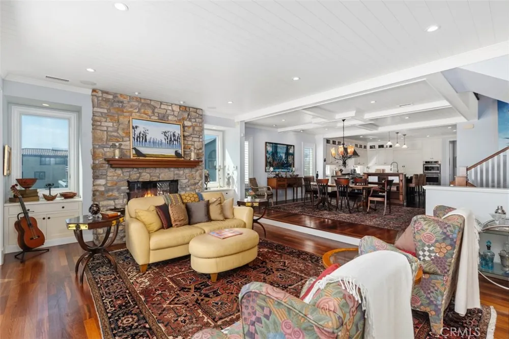 17027 S Pacific Avenue Sunset Beach, CA 90742