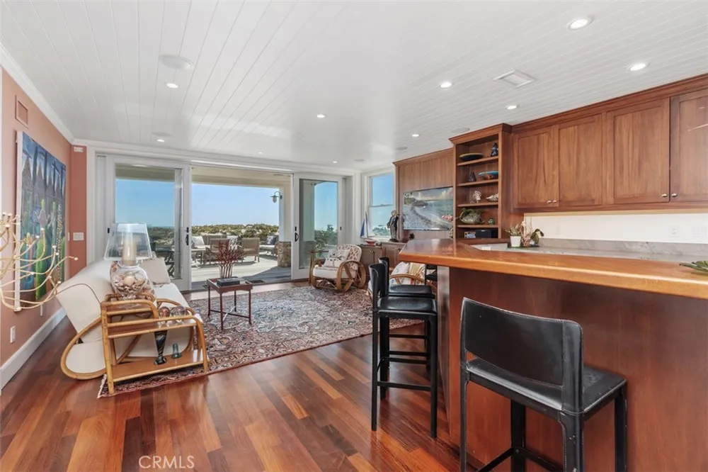 17027 S Pacific Avenue Sunset Beach, CA 90742