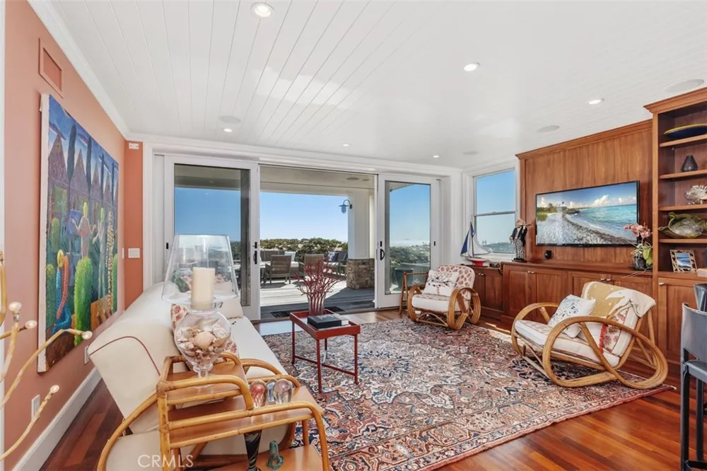 17027 S Pacific Avenue Sunset Beach, CA 90742