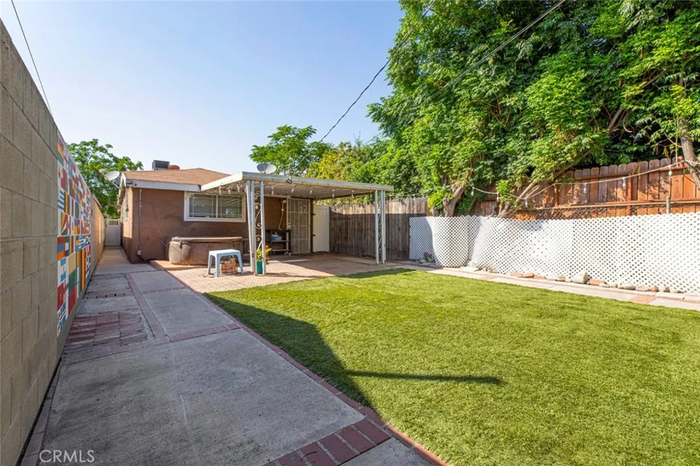 13158 Carl Pacoima, CA 91331