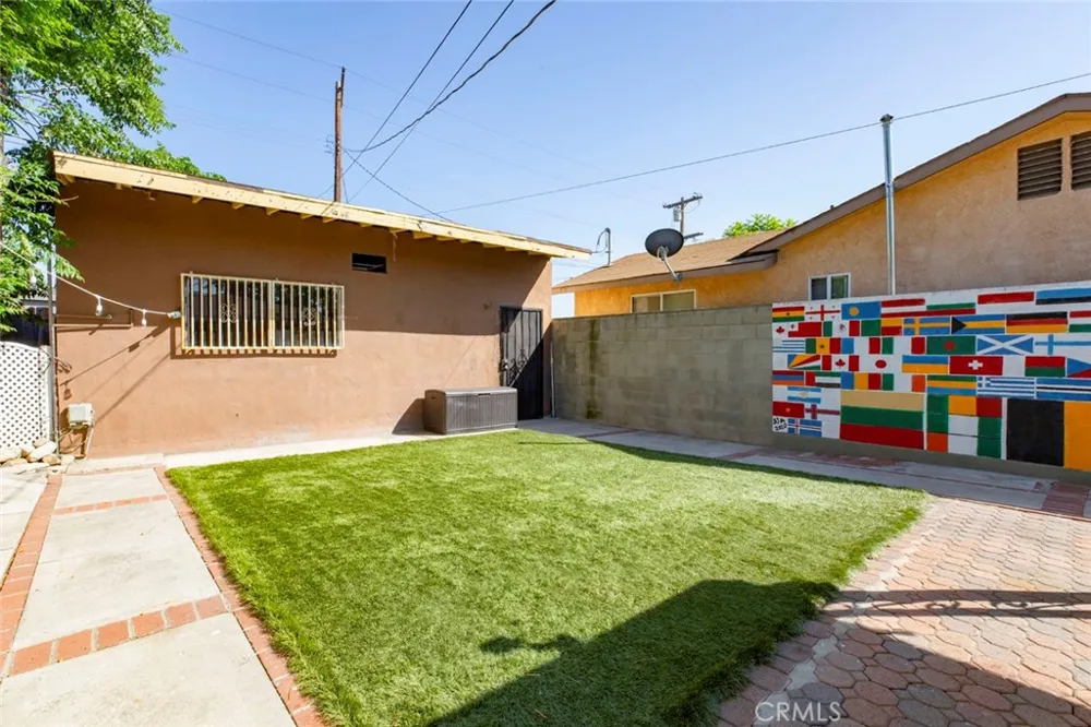 13158 Carl Pacoima, CA 91331