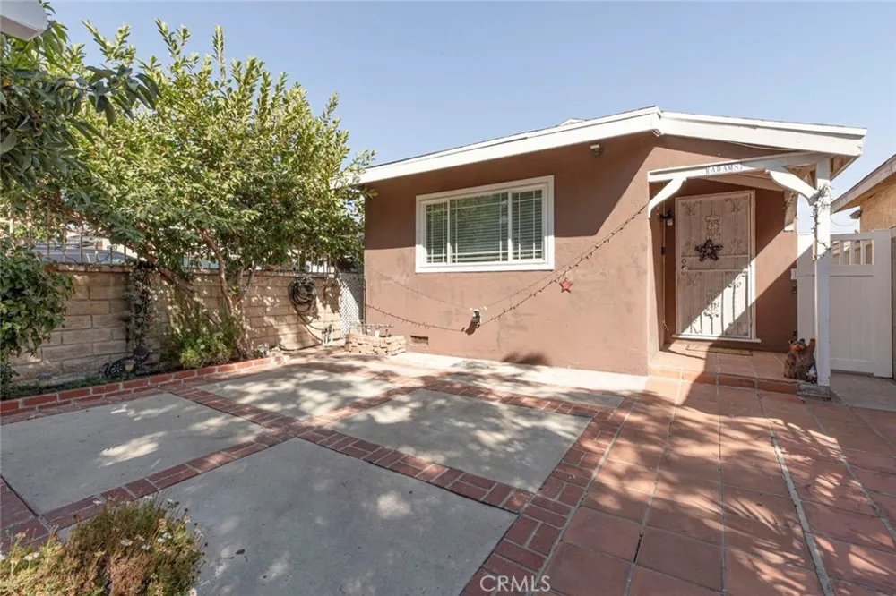 13158 Carl Pacoima, CA 91331