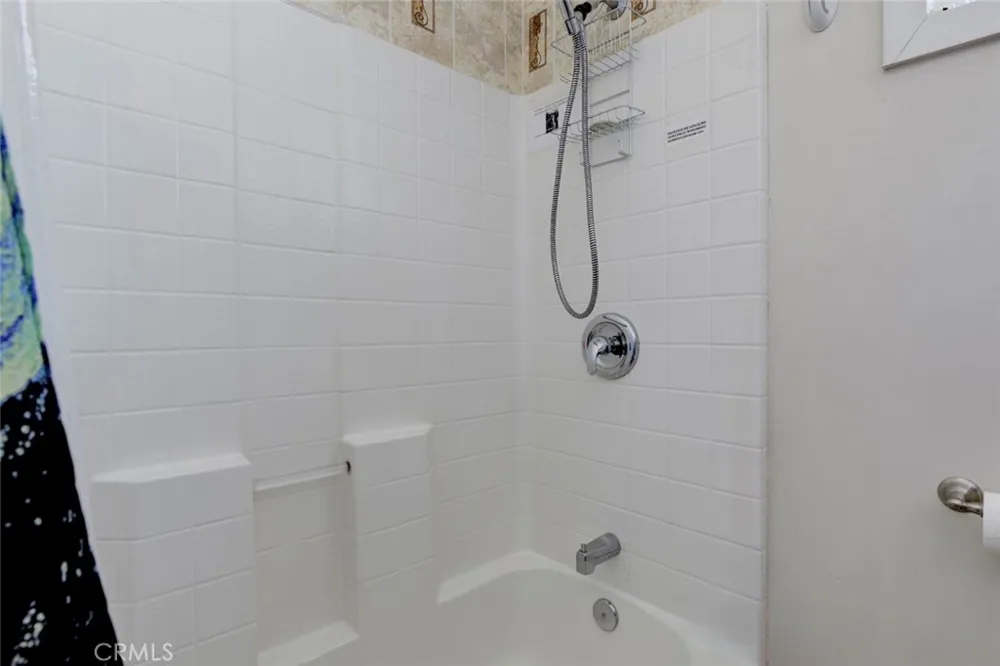 13158 Carl Pacoima, CA 91331