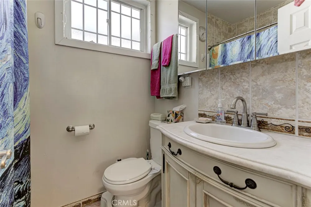 13158 Carl Pacoima, CA 91331