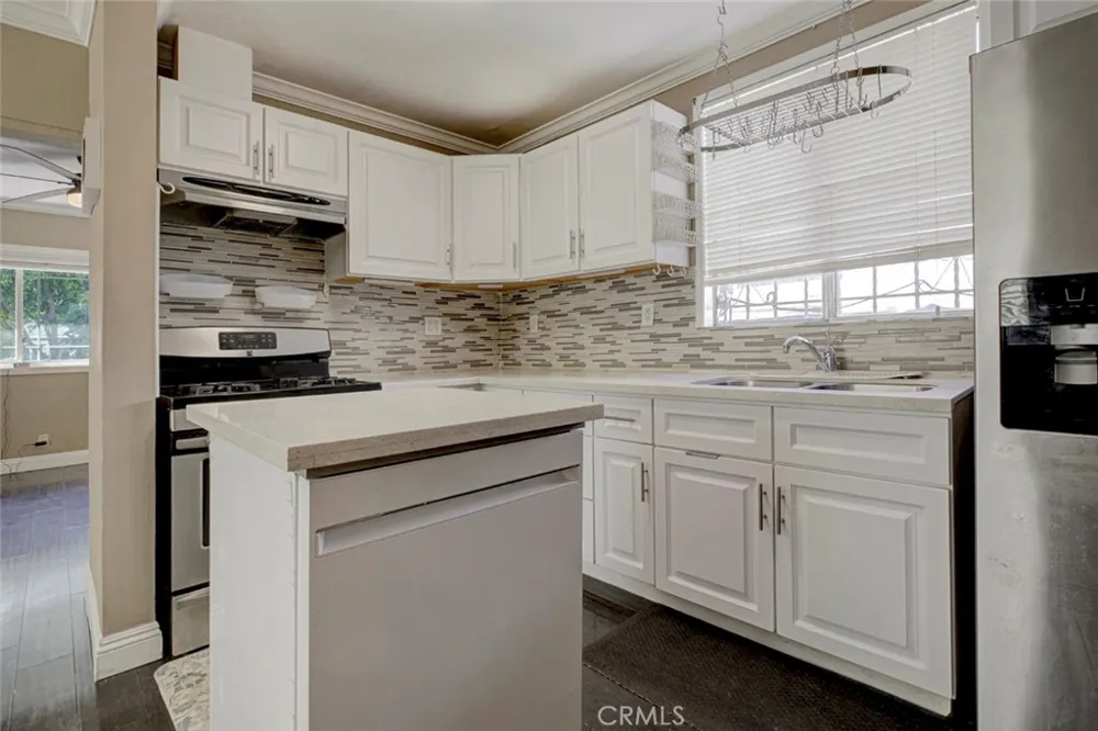 13158 Carl Pacoima, CA 91331