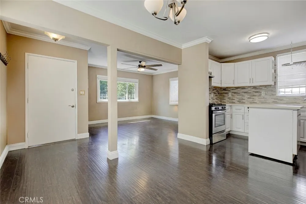 13158 Carl Pacoima, CA 91331
