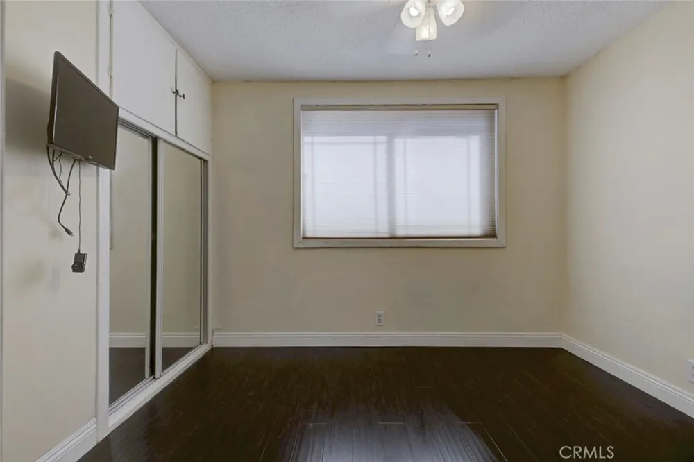 13158 Carl Pacoima, CA 91331