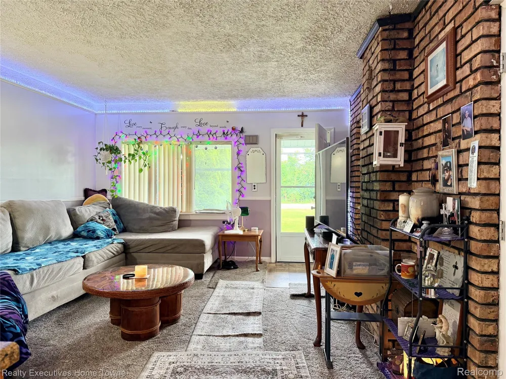 38303 Little Mack Avenue Clinton Charter Township, MI 48036