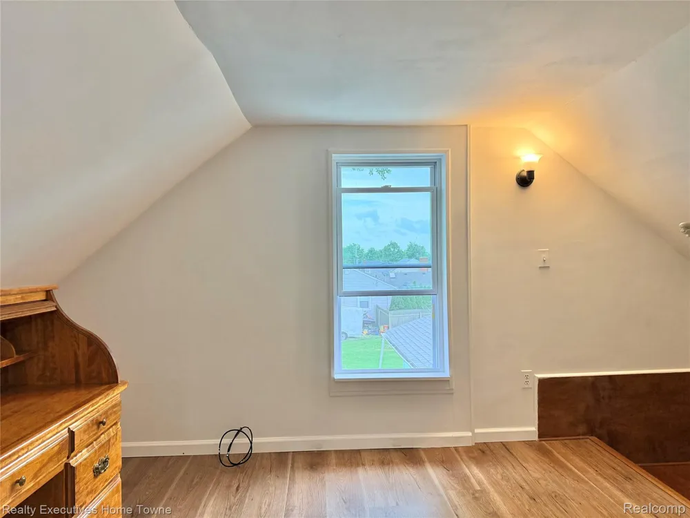 38303 Little Mack Avenue Clinton Charter Township, MI 48036