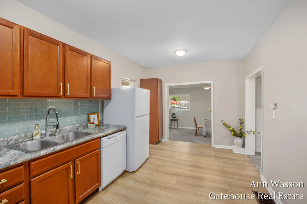 2737 Dane Street Montcalm Township, MI 49326