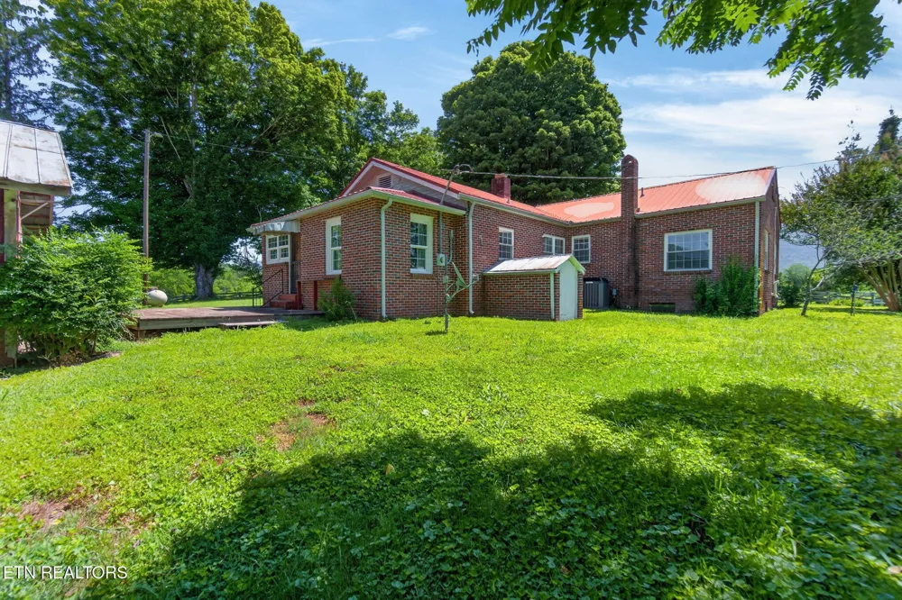 11034 Old Hwy 28 Pikeville, TN 37367