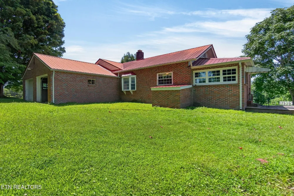 11034 Old Hwy 28 Pikeville, TN 37367