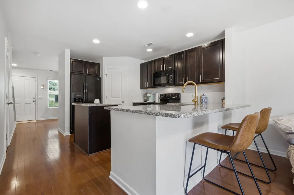 324 Mapleton Aly Hermitage, TN 37076