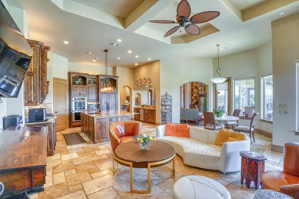 143 Westgate Loop Horseshoe Bay, TX 78657