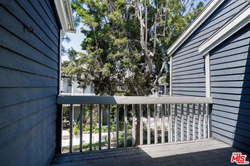 25595 Pine Creek Lane Wilmington, CA 90744