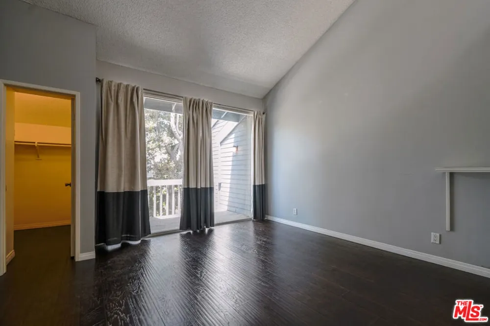25595 Pine Creek Lane Wilmington, CA 90744
