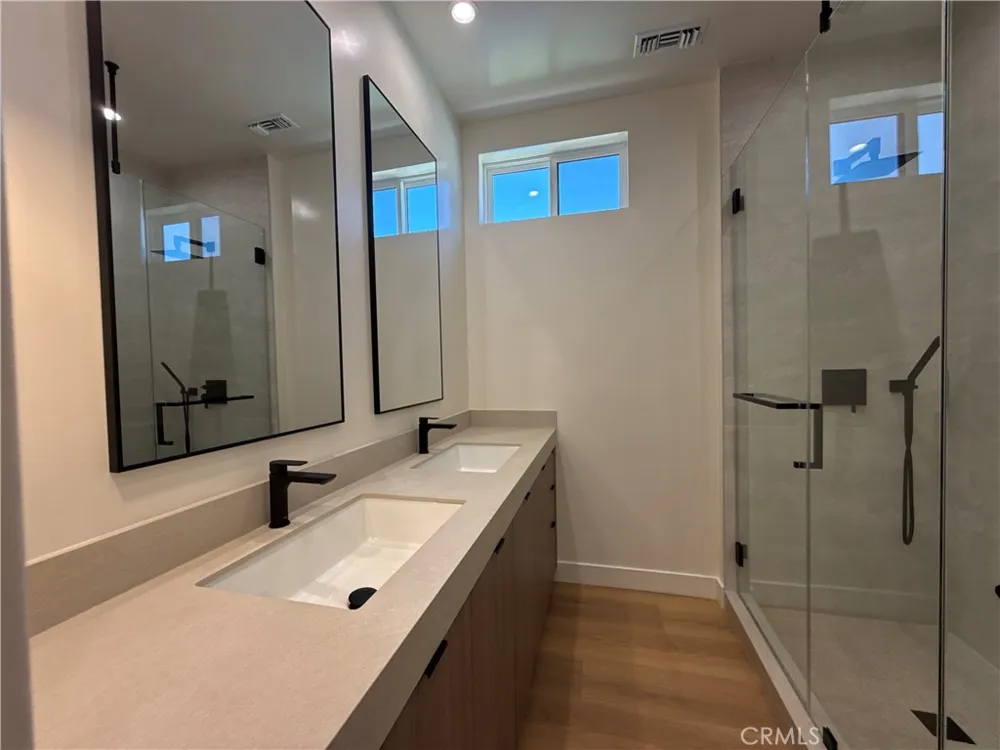 4121 Lafayette Place #B Culver City, CA 90232