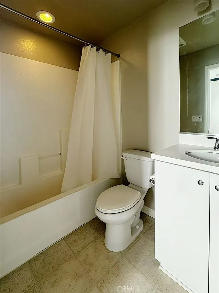552 Calle Estrella Montebello, CA 90640