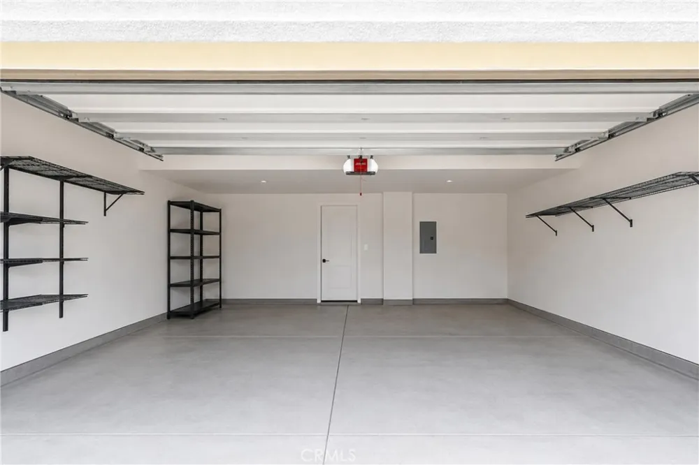 105 Galaxie Covina, CA 91723