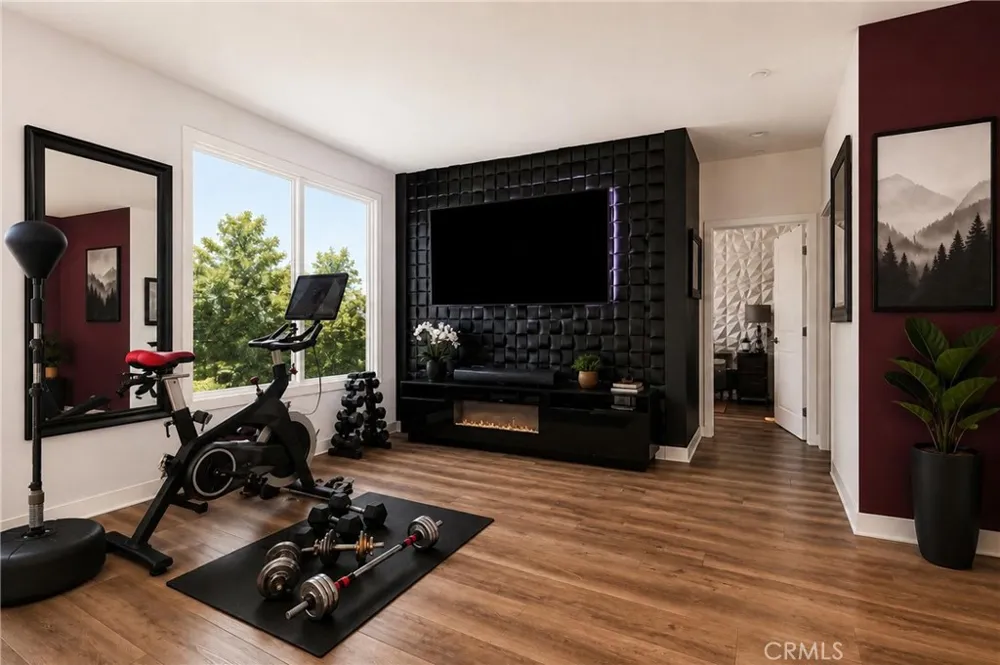 105 Galaxie Covina, CA 91723