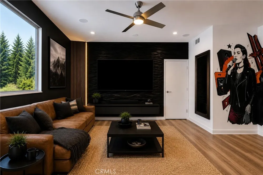 105 Galaxie Covina, CA 91723