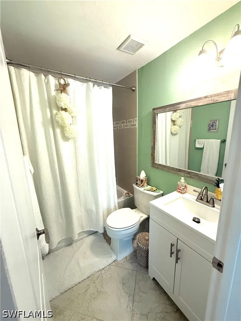 SW 51st Lane #201 Cape Coral, FL 33914