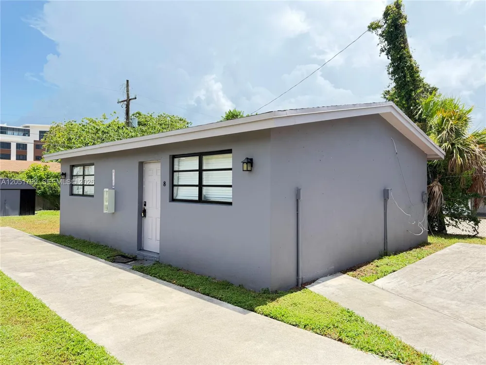Address Not Shown Hollywood, FL 33020