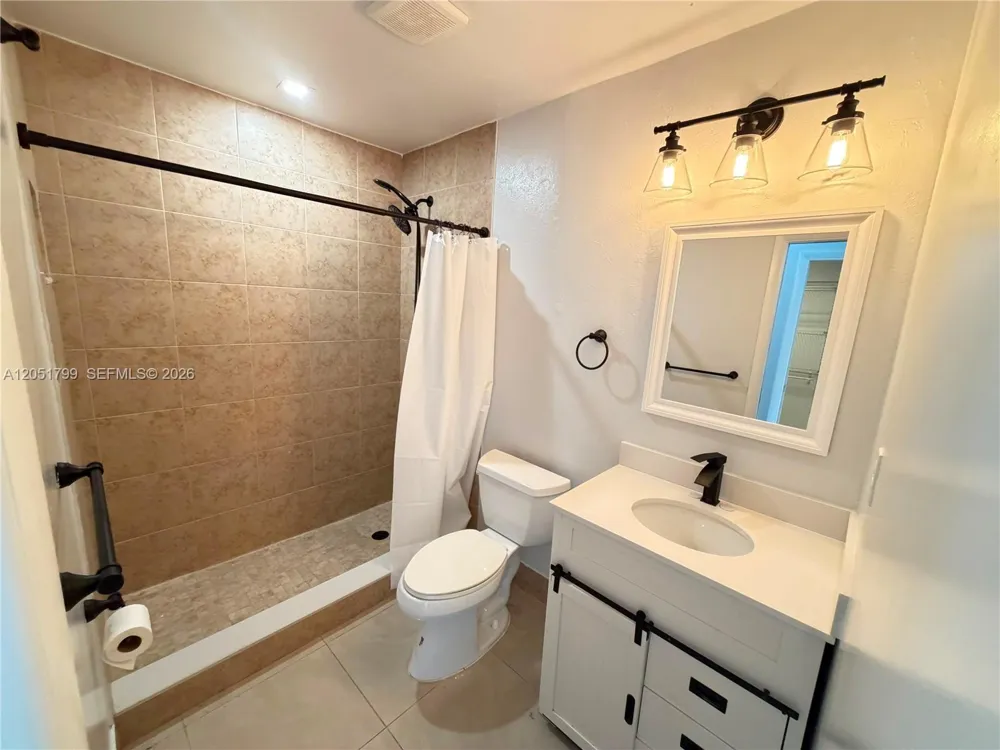 Address Not Shown Hollywood, FL 33020