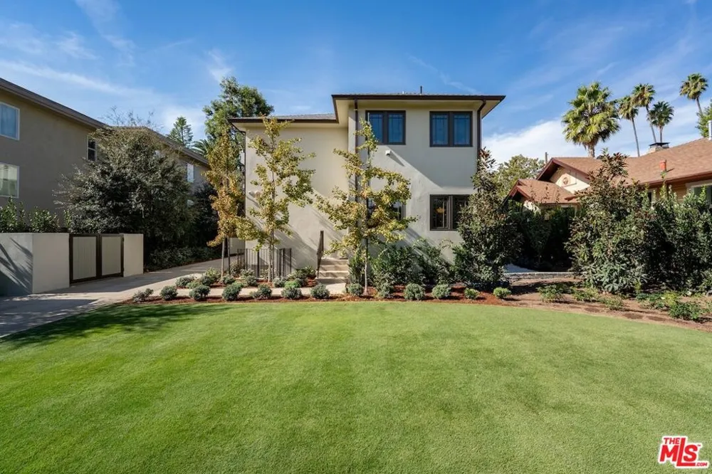824 Brent Avenue South Pasadena, CA 91030