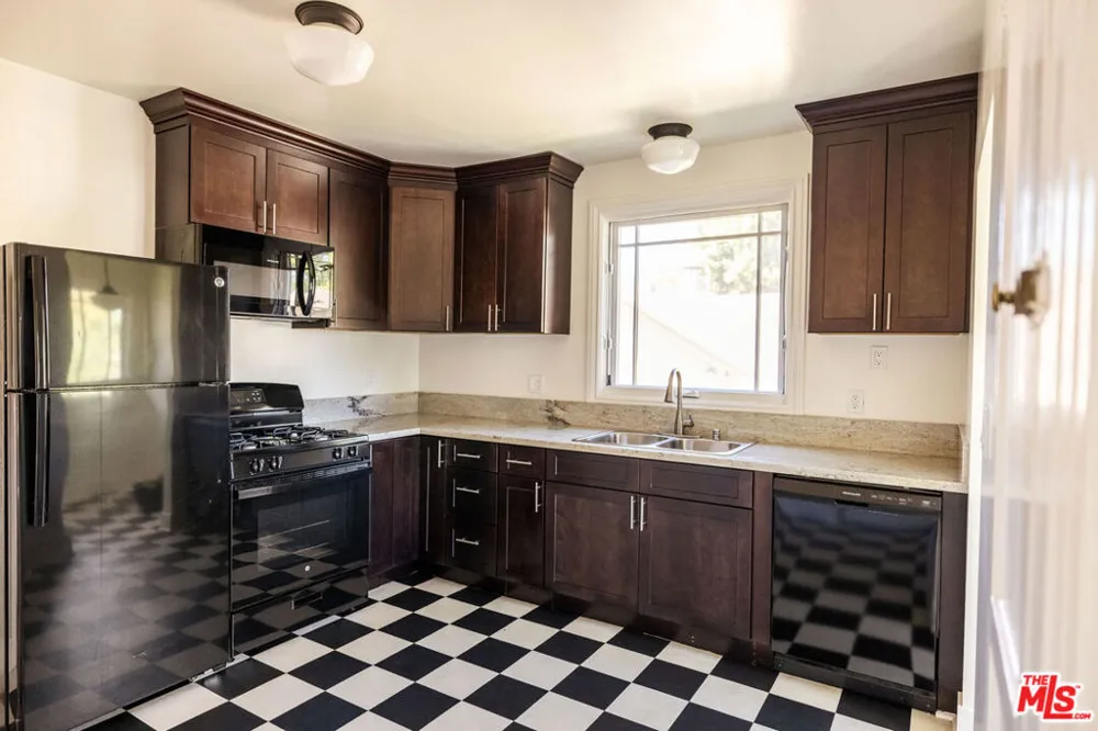 824 Brent Avenue South Pasadena, CA 91030