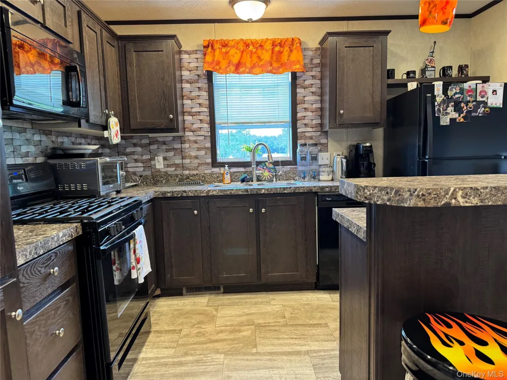 281 Perry Road Bethel, NY 12720