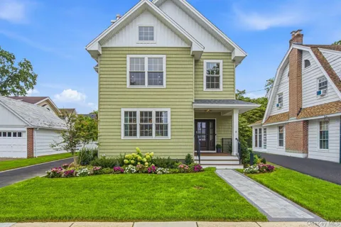 10 Hazel Place