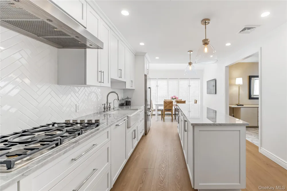 22 Delaware Avenue Jericho, NY 11753