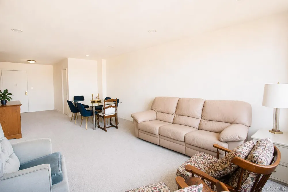 333 Broadway #2B Long Beach, NY 11561
