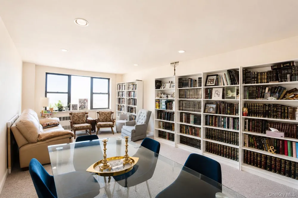 333 Broadway #2B Long Beach, NY 11561