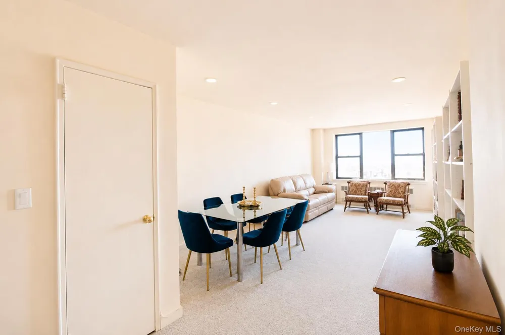333 Broadway #2B Long Beach, NY 11561