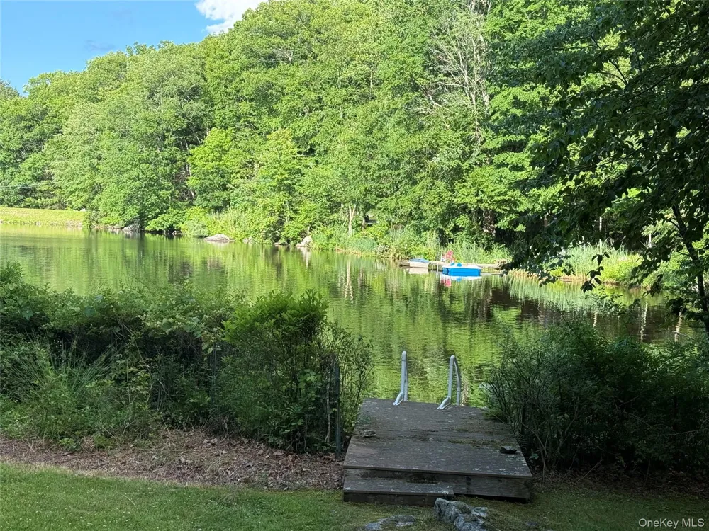 4 Loggers Court Carmel, NY 10512