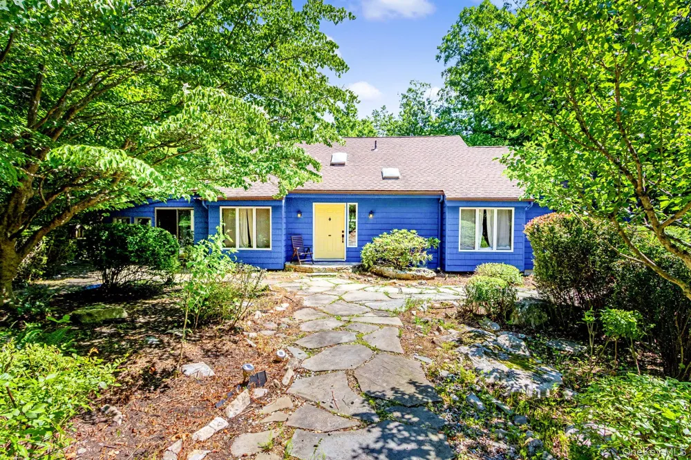 4 Loggers Court Carmel, NY 10512