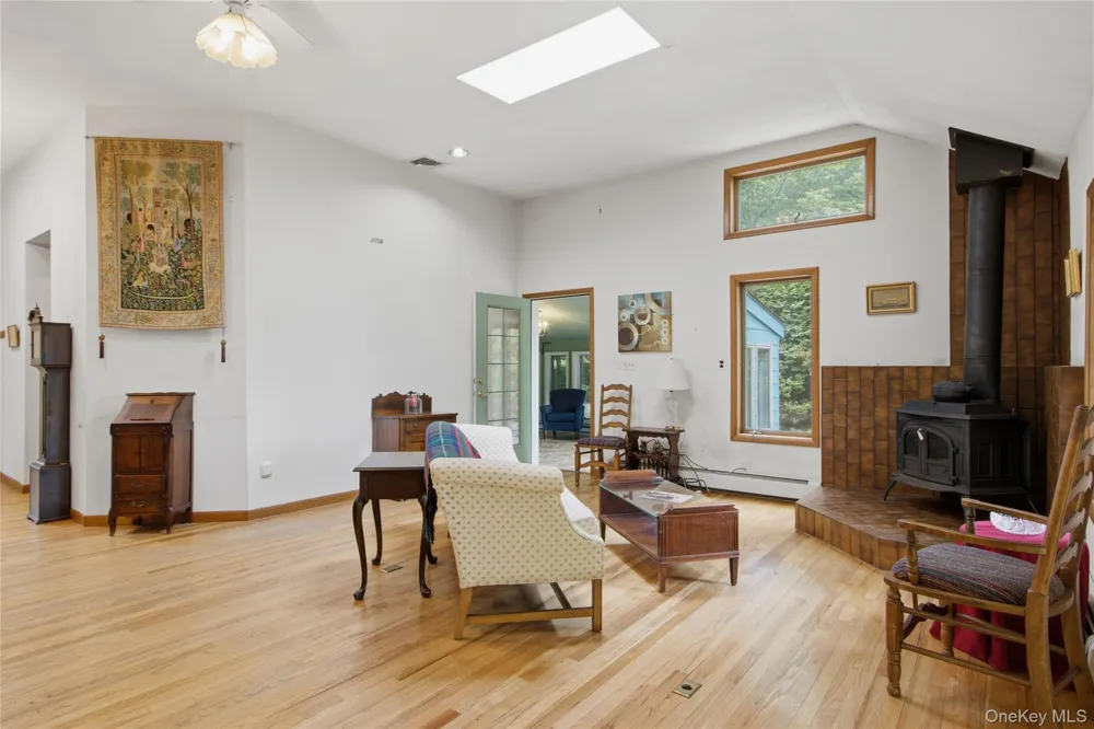 4 Loggers Court Carmel, NY 10512