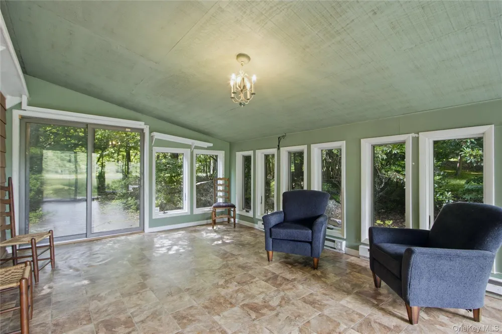 4 Loggers Court Carmel, NY 10512